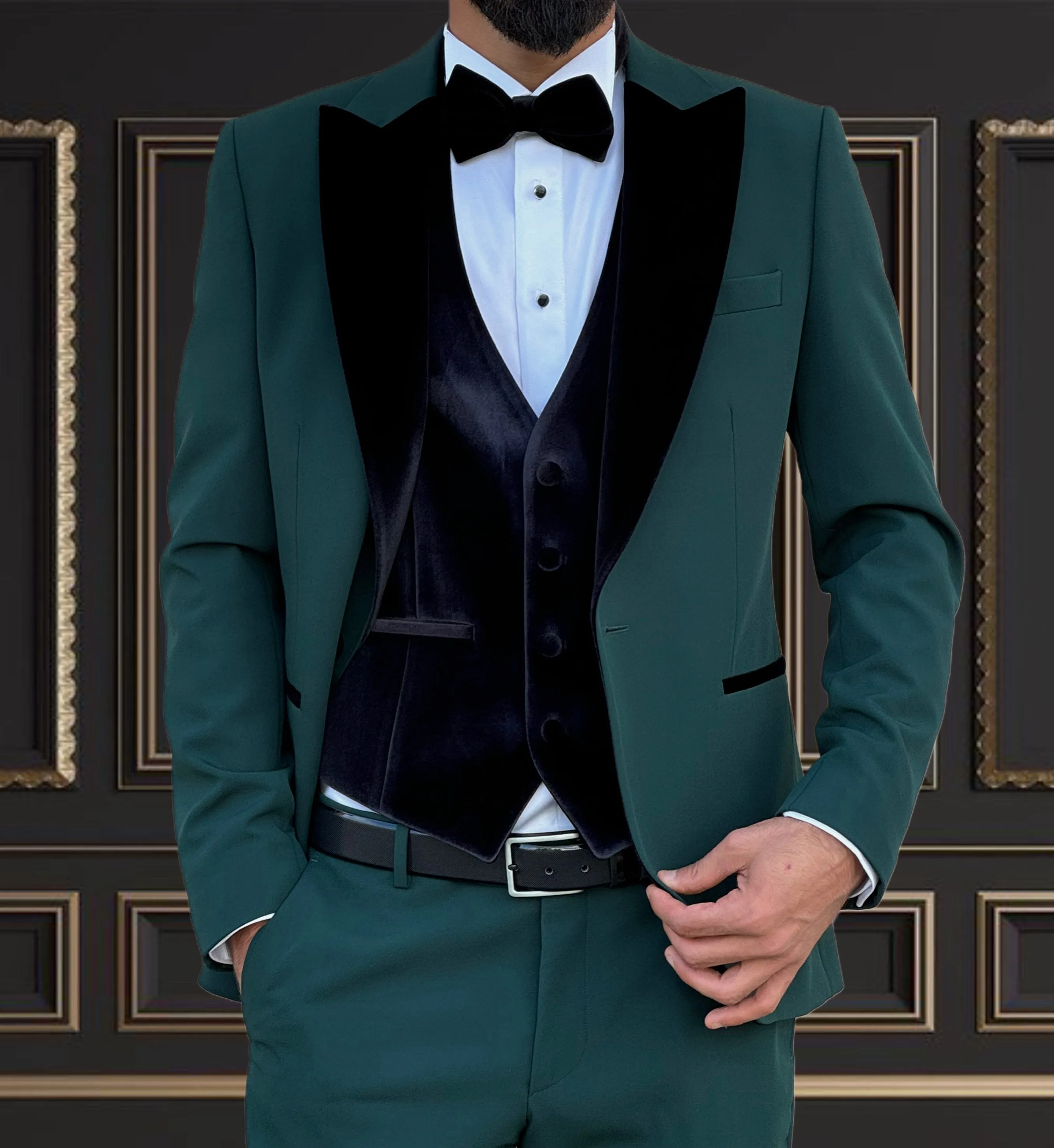 Men's Emerald Green Tuxedo with Velvet Peak Lapel | Elegant Formal Wear for Weddings & Events