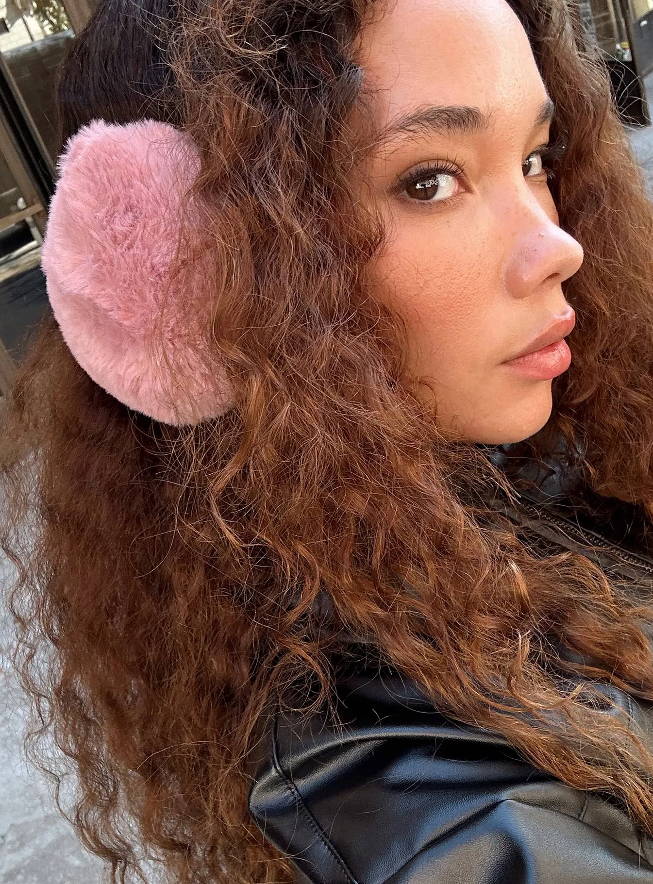 Oberlin Ear Muffs Pink